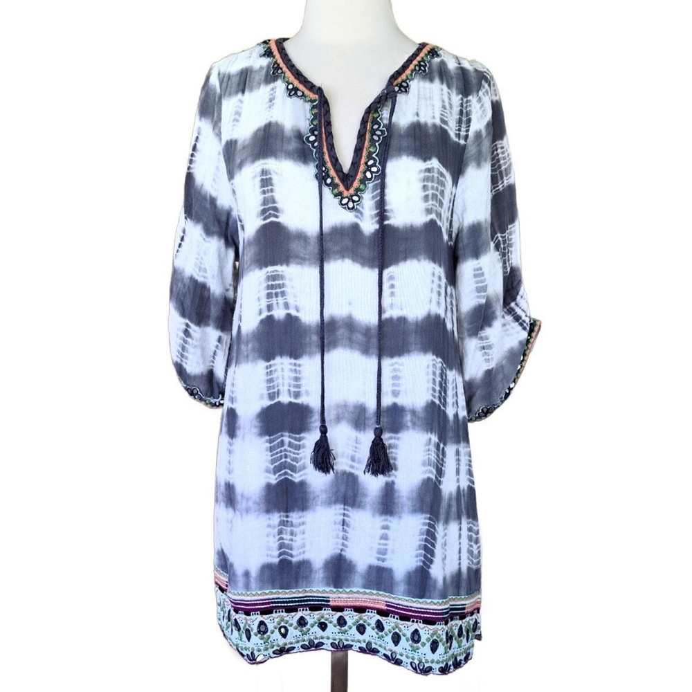 NEW $138 Tolani Jenna Dress XS Blue Tie Dye Embroidered Trim Boho Hippie Tassel